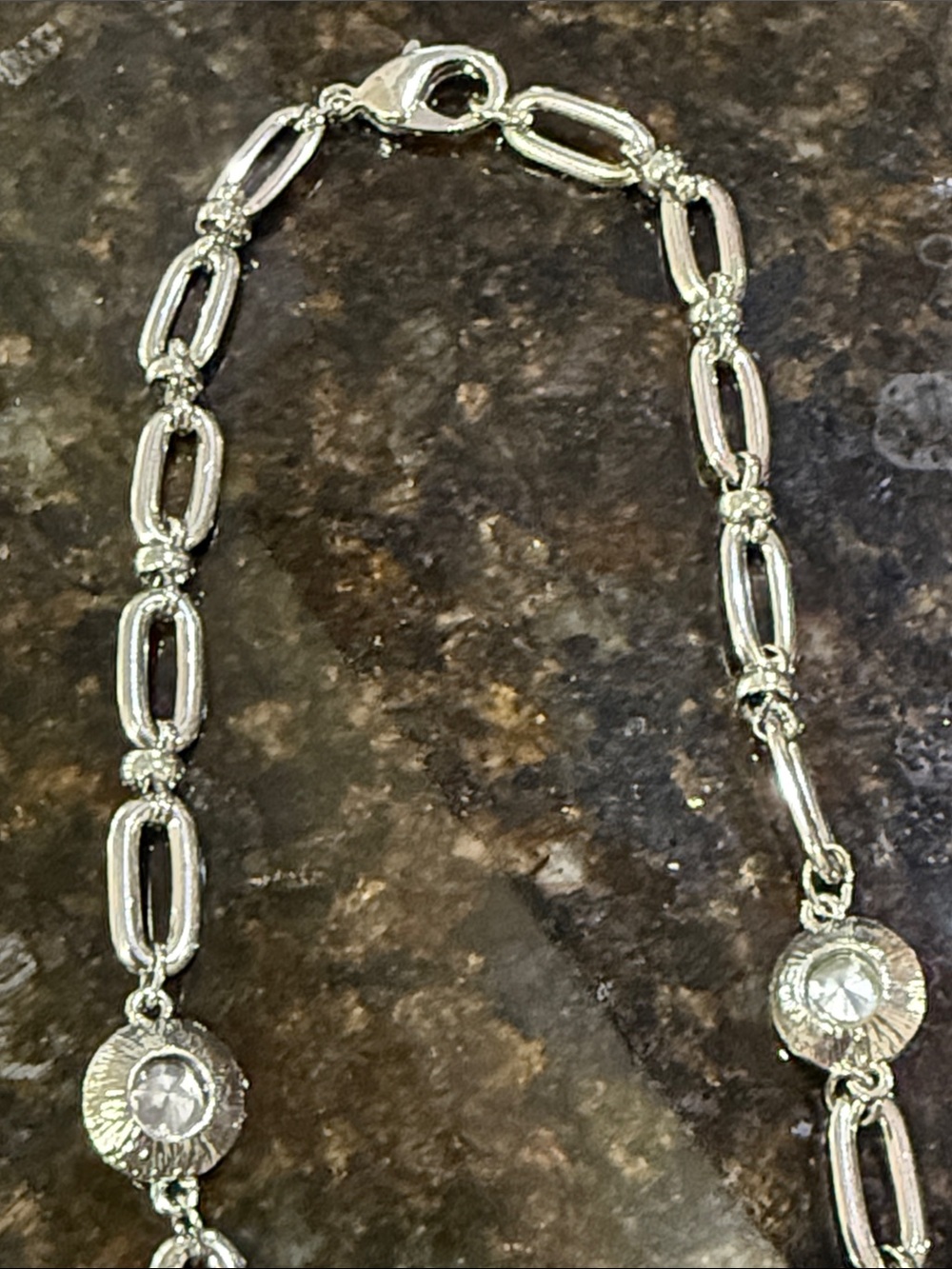 Anthropologie Radium Creation Silver-Toned Chain Link Green Gemstone Necklace🔥🔥🔥 - Picture 10 of 16